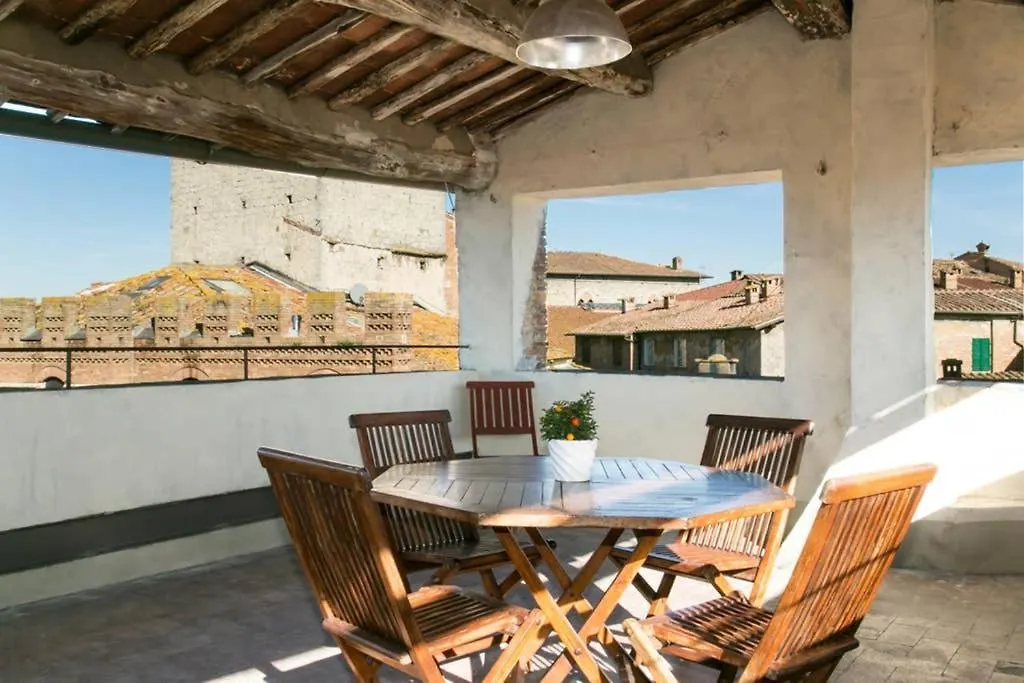Attico Con Altana: Incanto E Relax Siena