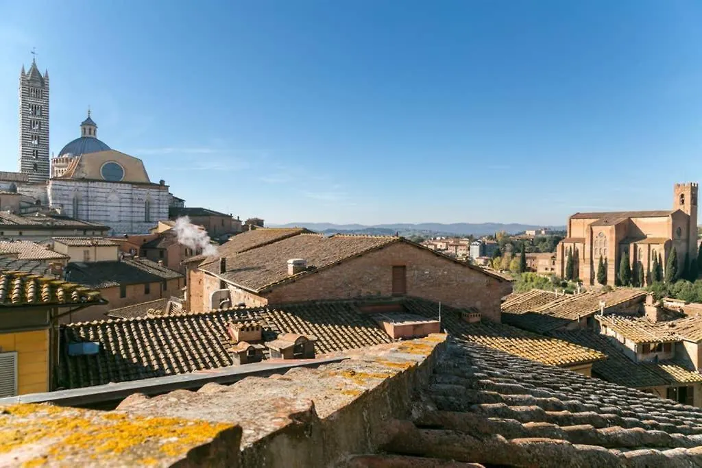 Apartment Attico Con Altana: Incanto E Relax Siena